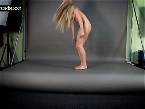 super-hot gymnast naked teenage
